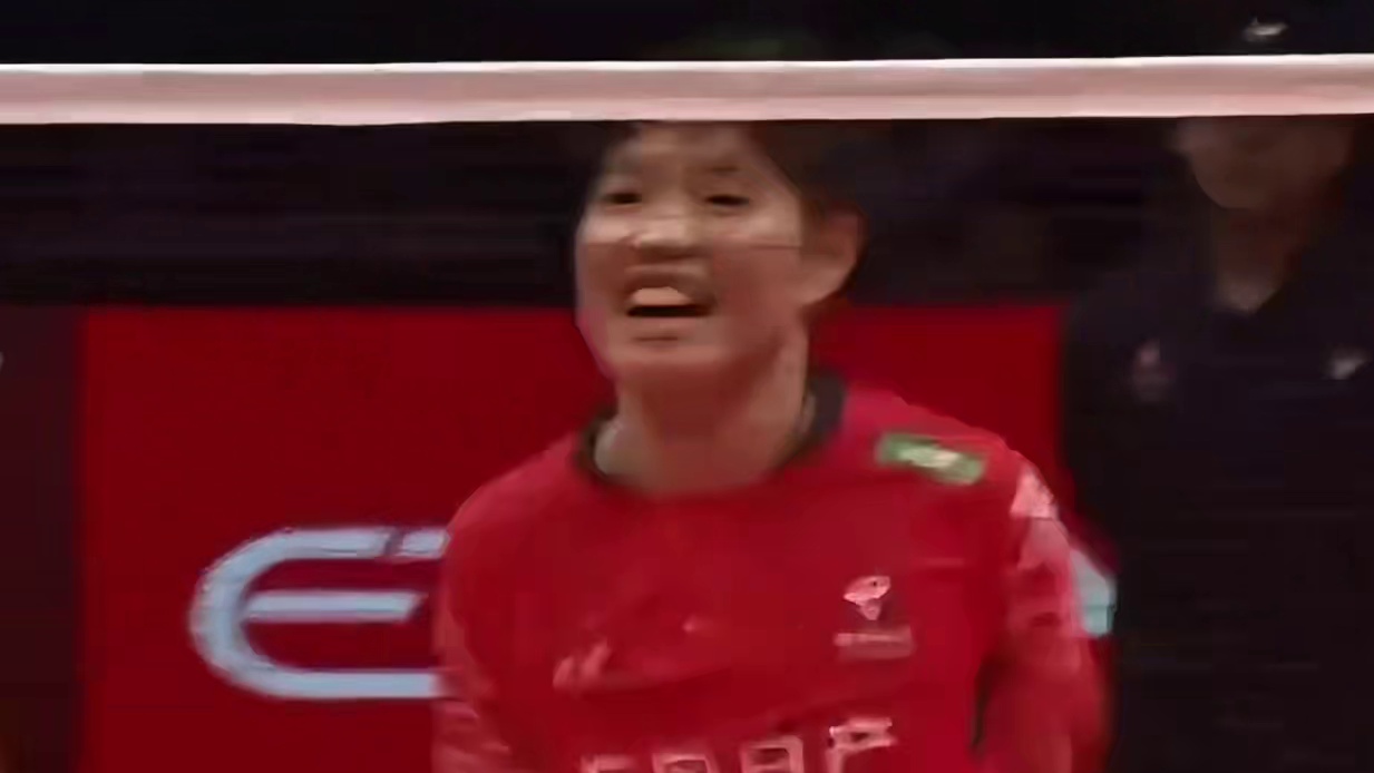 两局赢下国羽内战！冯彦哲/黄东萍首夺总决赛冠军