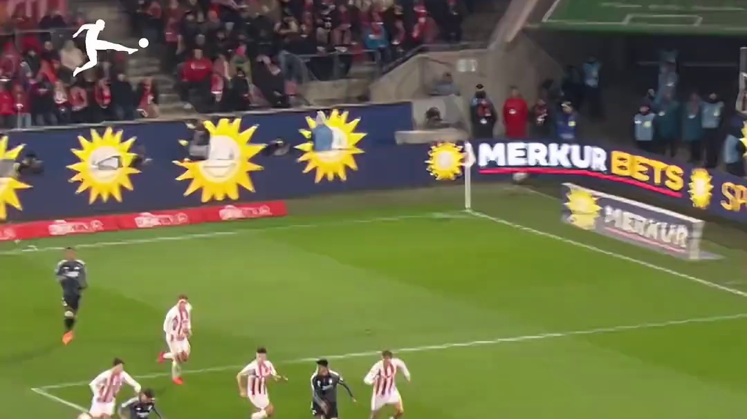 这样的排练肯定拍过很多次了