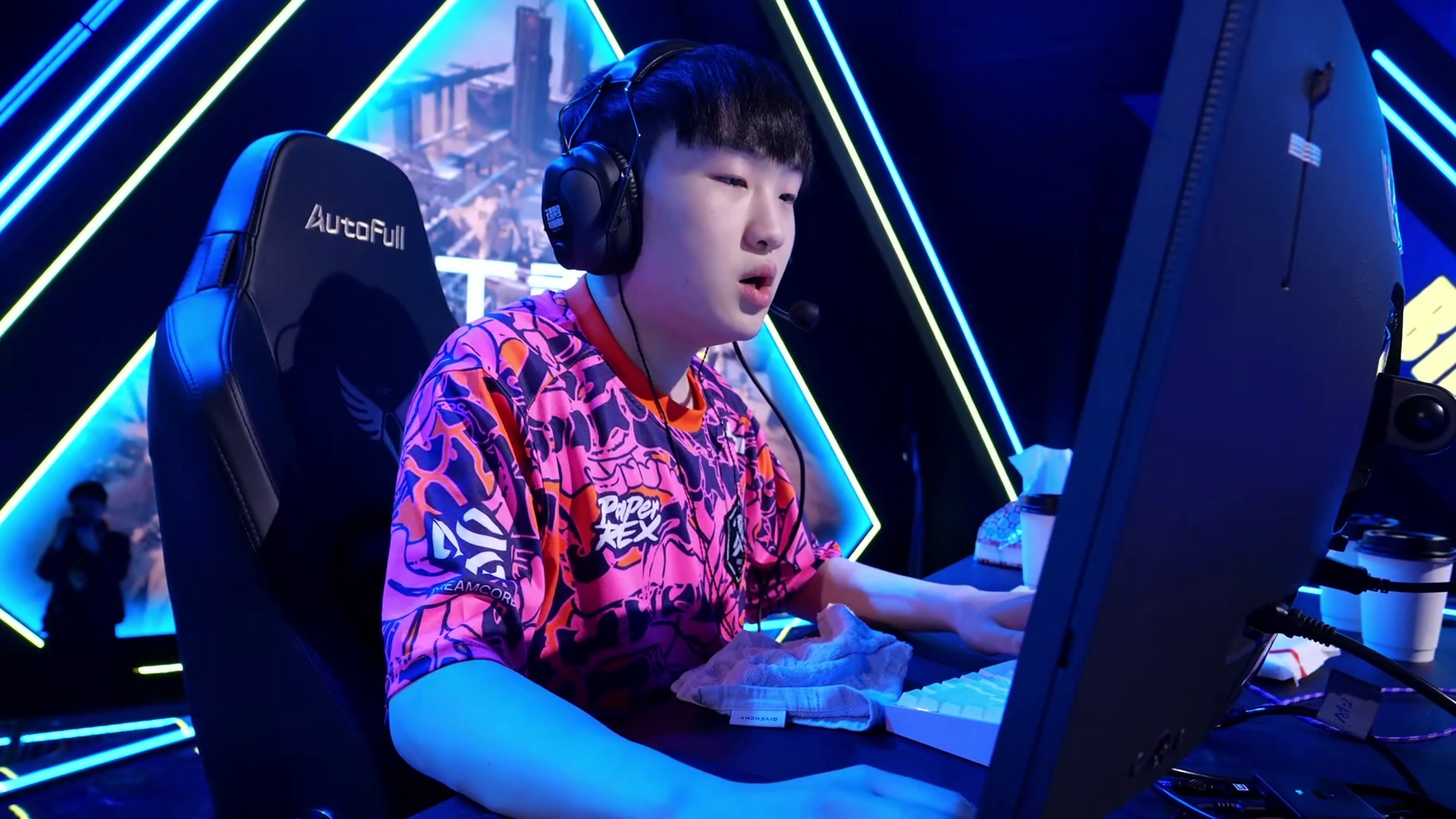 Jinggg雷兹三杀再拿一分！！！