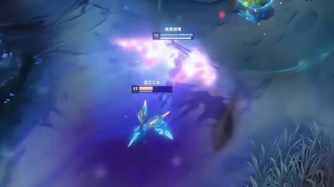 ，每次离开总是装作很轻松的样子