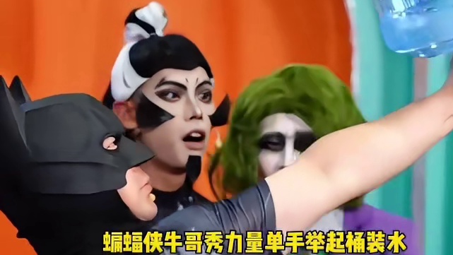 cos特招真招人啊！徒手捶弯大扳手！