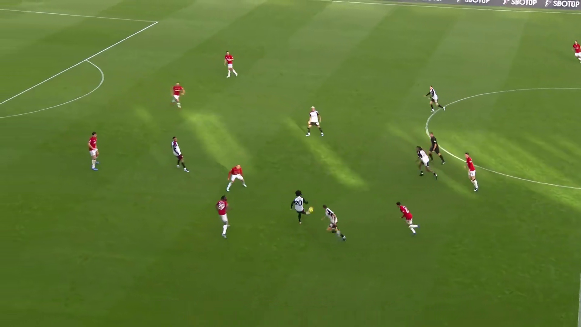 这一亿欧元的转会费恐怕得去掉一个零才更合适吧