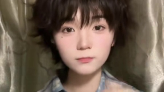 凯子啊又被他们欺负了吧