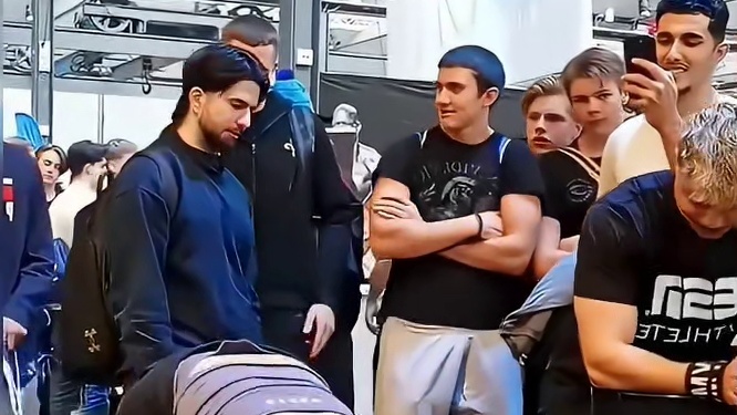 看似力量挑战，实则智商考验