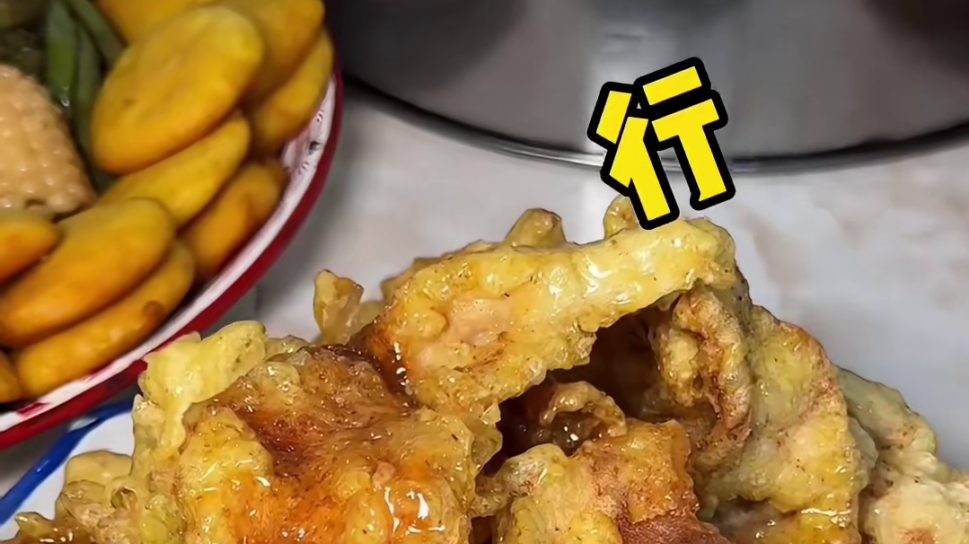 东北街头的中固大饭店菜量属实不一般这一口比包子还大的饺子真是太香了