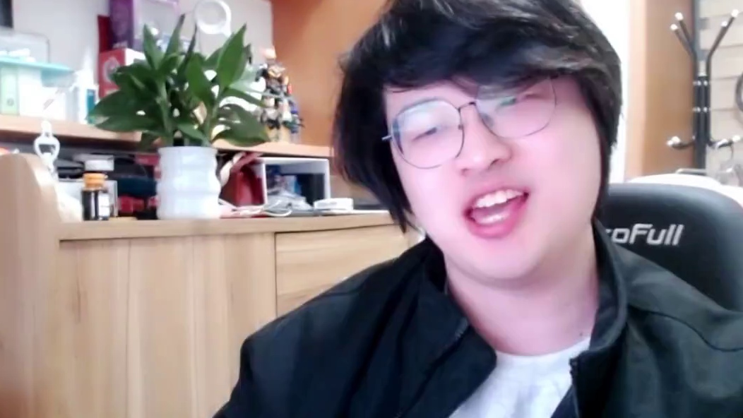 今晚19点，龙虎豹大战万象棋