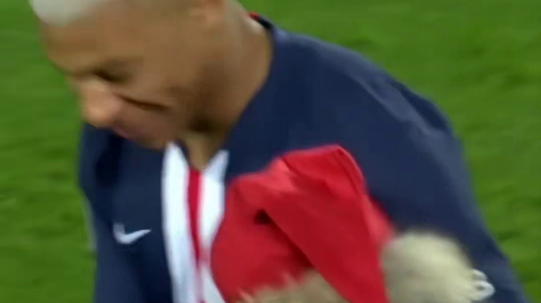 当孩子遇到自己心中的英雄时