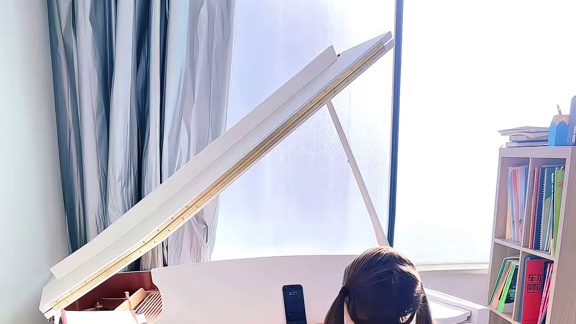 嗯对，冬眠结束了嗯对