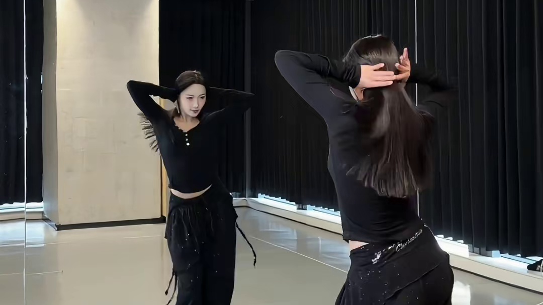 这段改编杀疯了！年度最爱舞台！