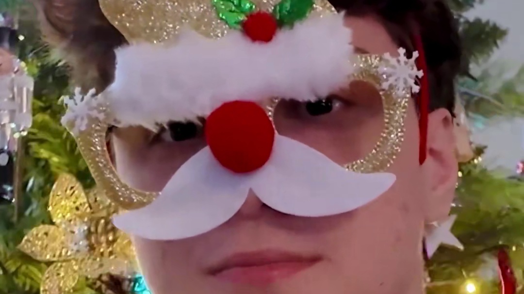 刀刀分部提前送上新年祝福