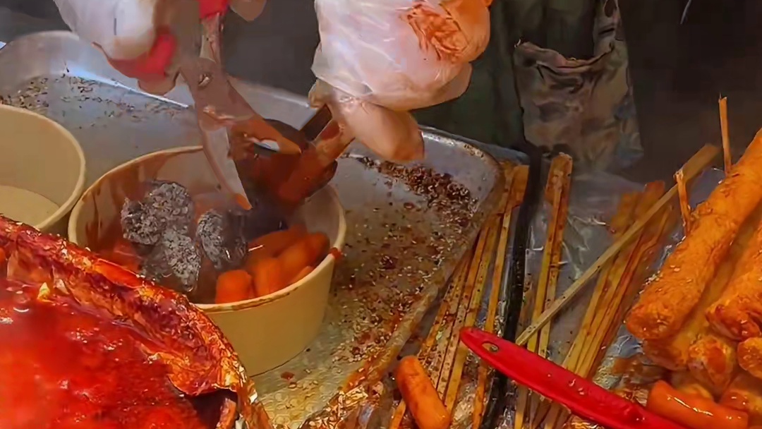 沈阳街头偶遇章鱼足 35一根 甜辣口味巨好吃