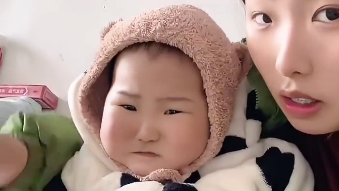 爷爷：我大孙是真的离不开我！他那么小能撒谎吗？