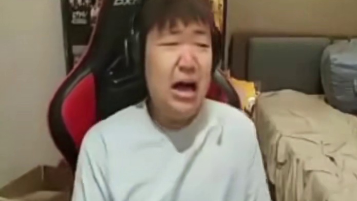 念旧职业比赛步枪秒幻神名场面，简直比开科技还离谱