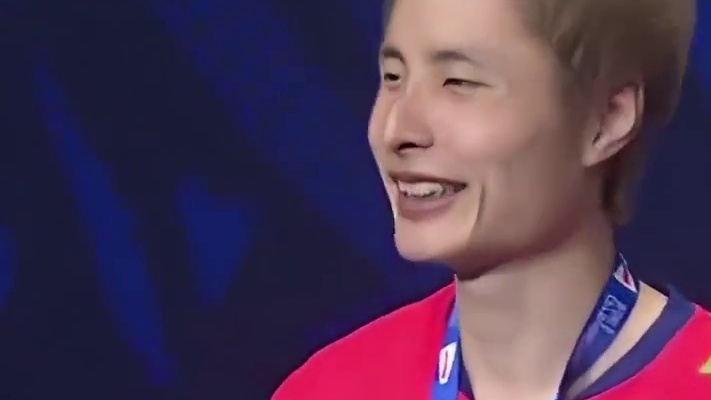 恭喜石宇奇获选新华社2025年中国十佳运动员