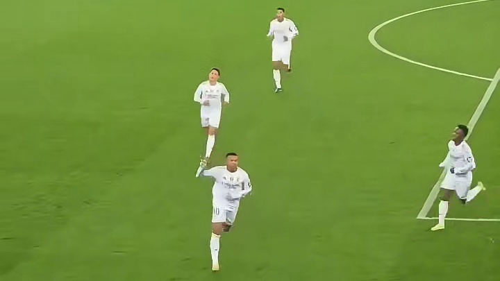 姆总现在有大罗那味了，所到之处人仰马翻