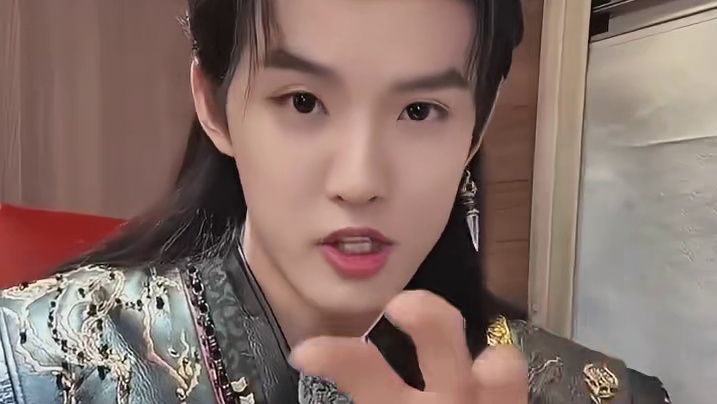 周峻纬爱妻人设崩塌！道歉空降热搜第一！