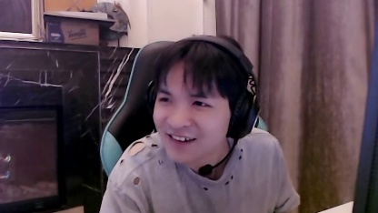 兔兔来姨妈想让cxy关心，cxy表示肚子疼就去上厕所