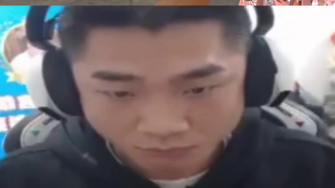 打个游戏不仅要防敌人还要防队友白鲨阿肯意想不到的结局