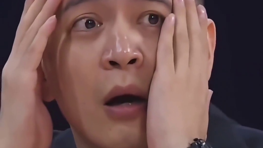 以为是打耳光，没想到是真打耳光