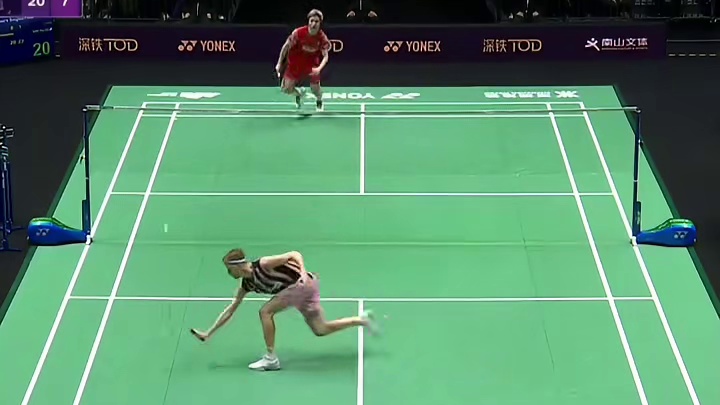 2比0战胜安东森，祝贺石宇奇天王杯夺冠