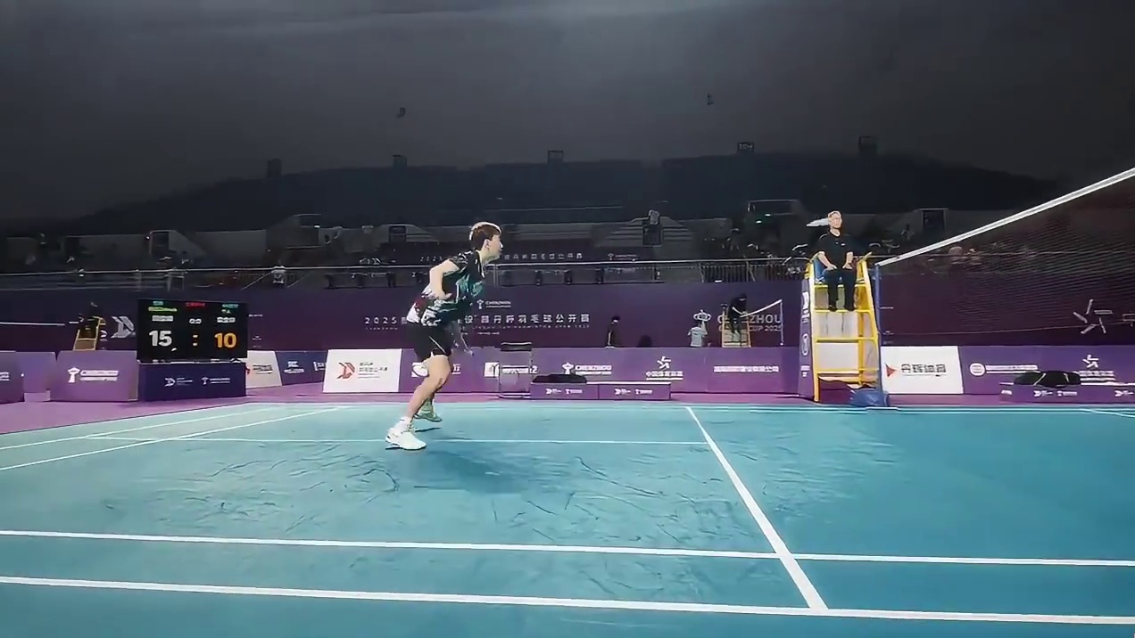 12月31日晚，舜击体育给每一个羽球人发福利了！