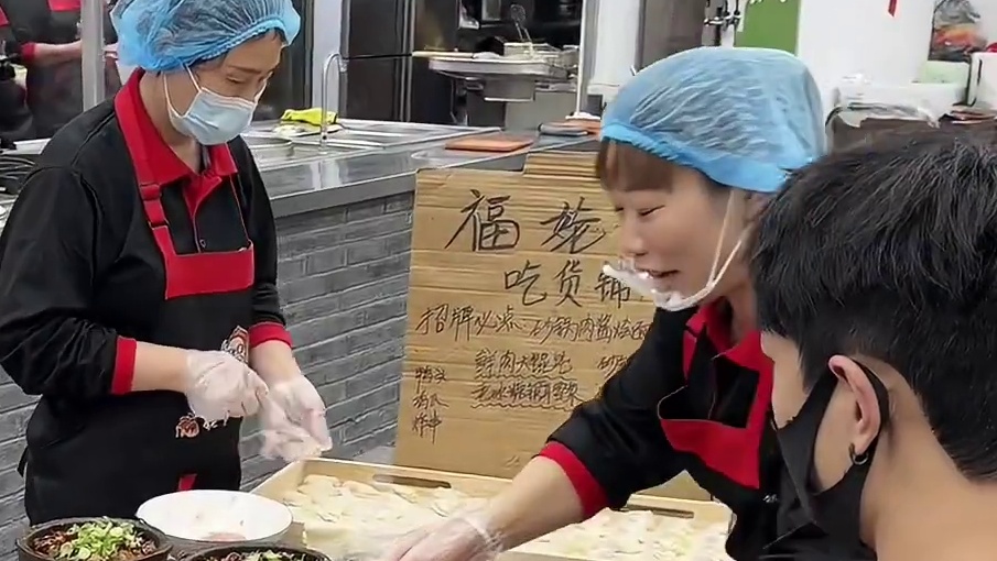 来河南永城记住这个位置 藏在街边的宝藏砂锅牛肉面