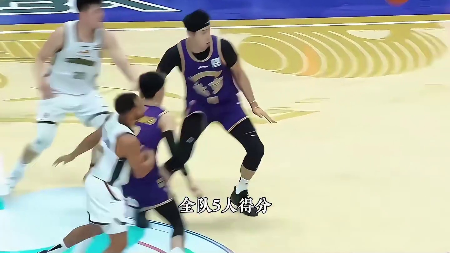 又一位国家队怒砍0分，末节神仙打架，无敌布朗连拿20分，朱松玮三分准绝杀！