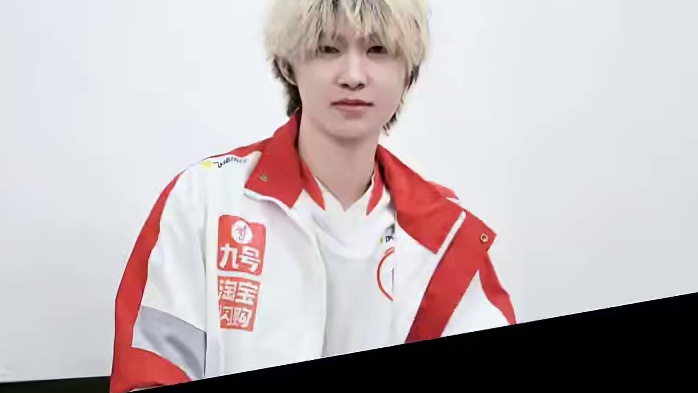 大黄：以前说AG很依赖一诺被人狂喷尬舔 成都AG超玩会