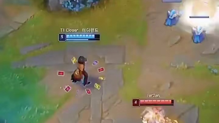 这人走位不比李哥差呀