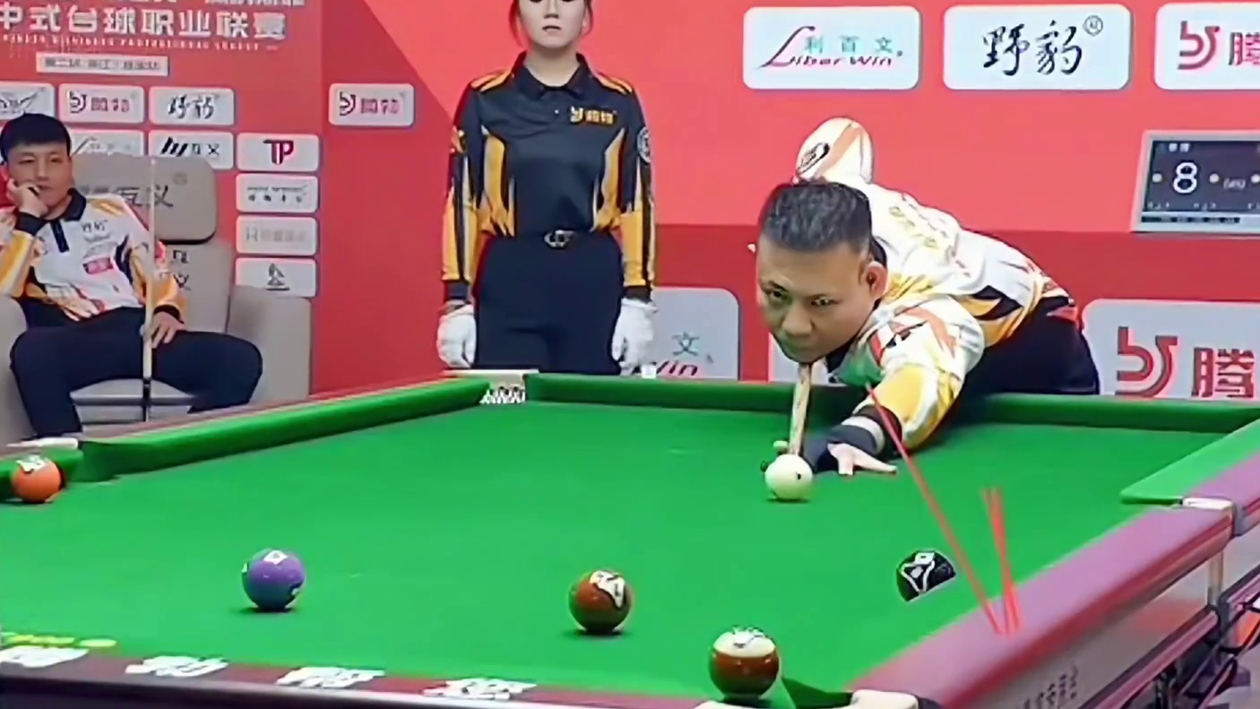 郑宇伯呲杆跳球犯规，李博格局拉满