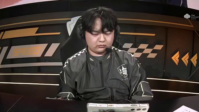 【2025S联赛年度总决赛】积分赛第一日个人竞速赛第二场 RW vs QY 第七局：绝色江西 超神对