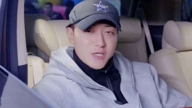 问剑长生周年庆玩疯了！黄子韬带主播团闯万仙服！