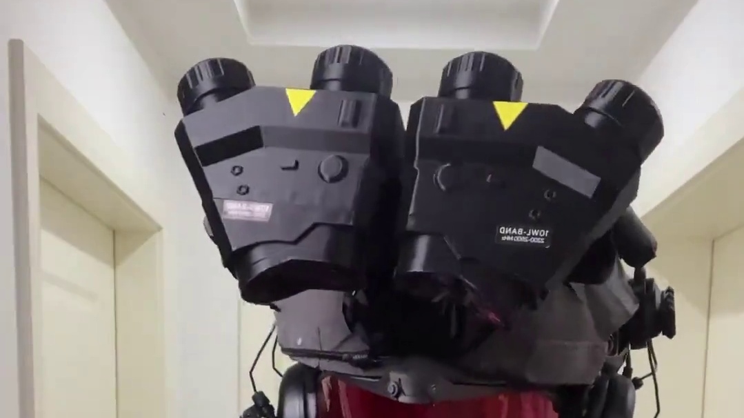 威虫你又在这卖萌！覆面