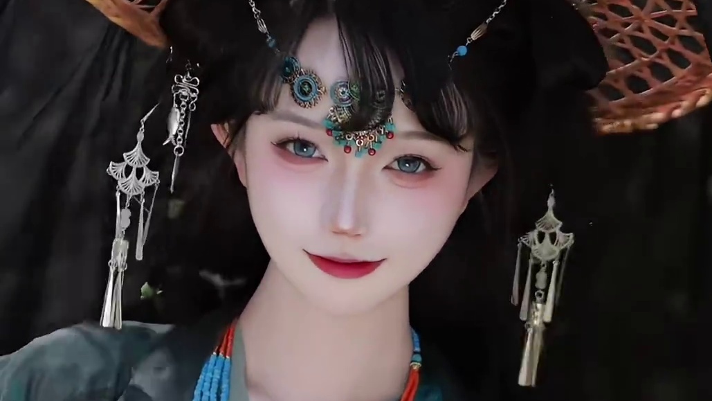 我不养蛊，因为我，就是蛊