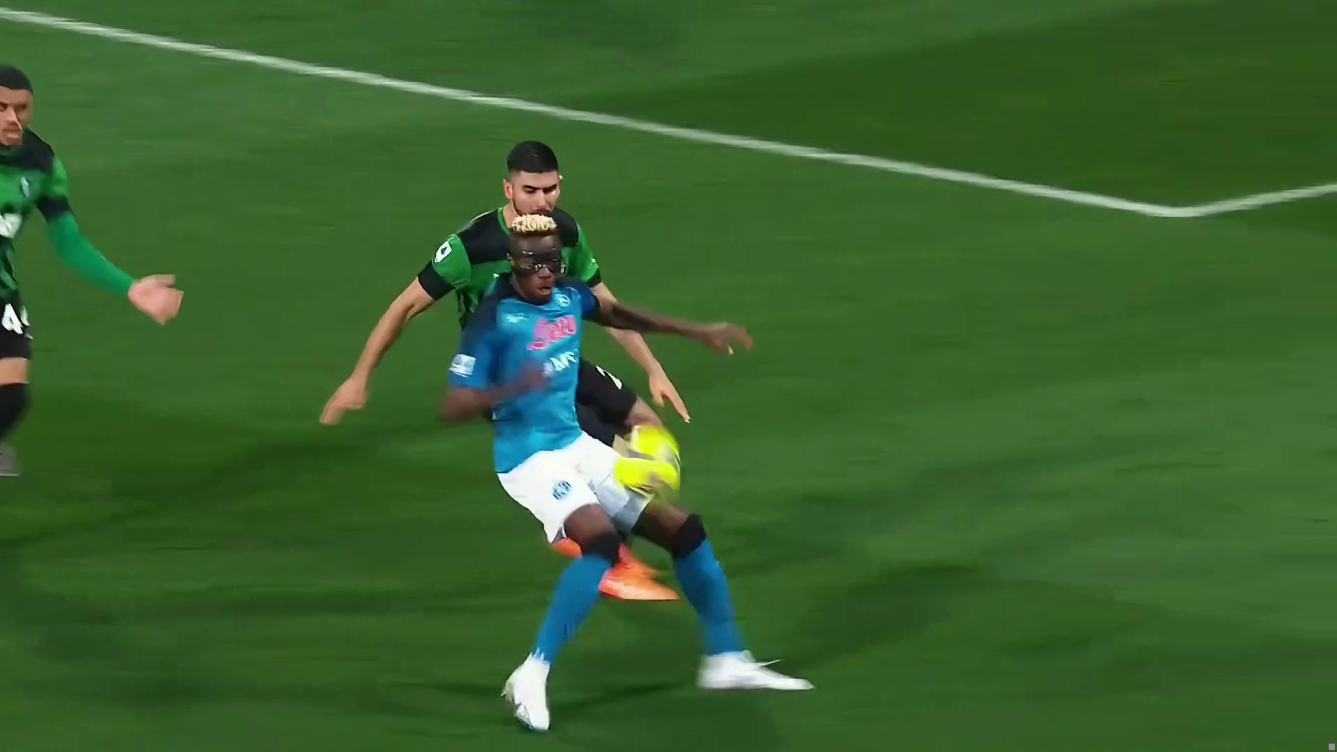 拥有埃托奥速度、德罗巴身体素质的强力射手奥斯梅恩