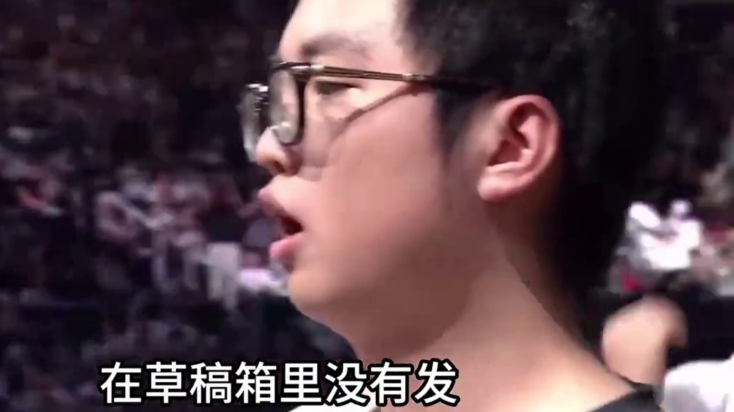 康康玩无畏契约被表哥cxy颗秒！Zmjjkk赛后邀请cxy霓虹町单挑