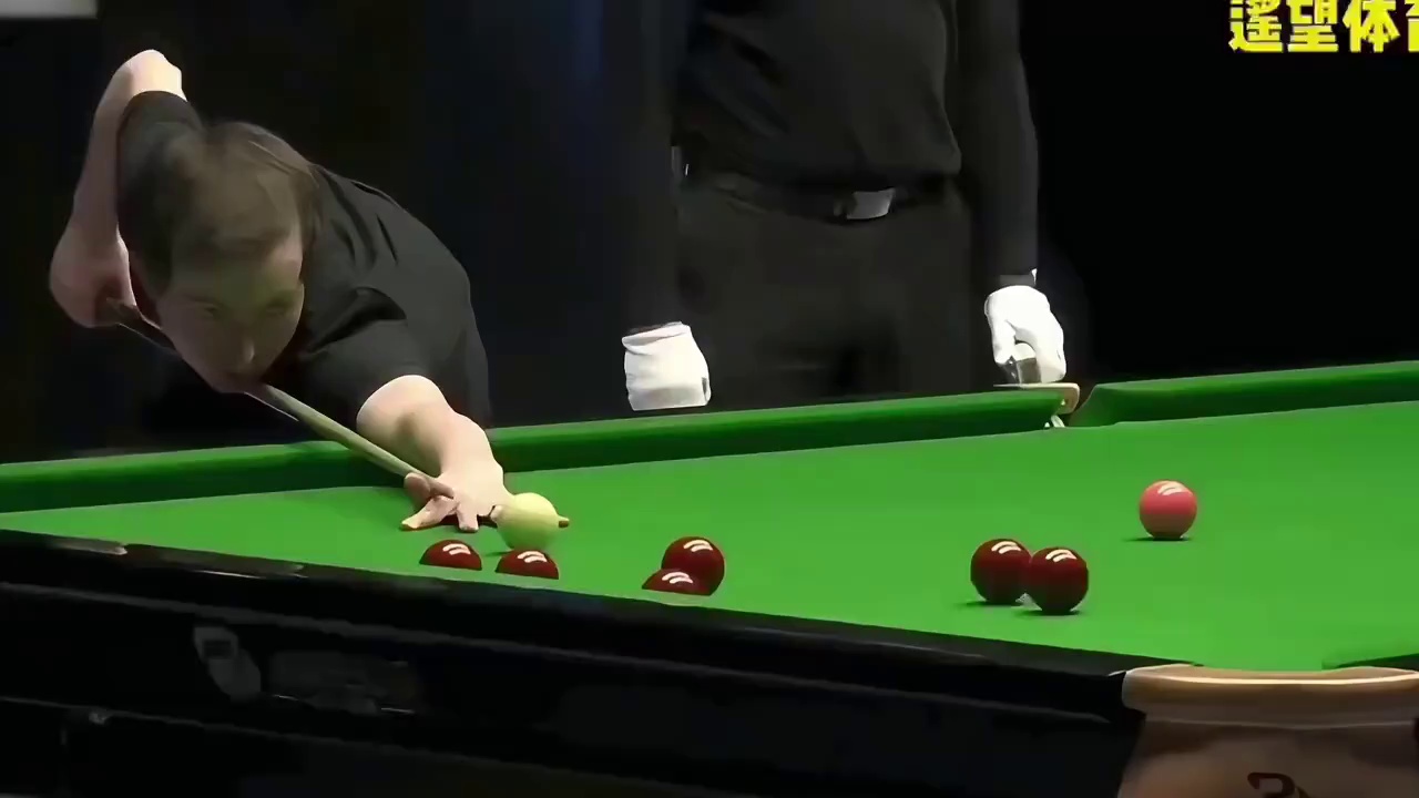 唐纳森打出来一杆百年难遇神仙球，红球打底袋进中袋！