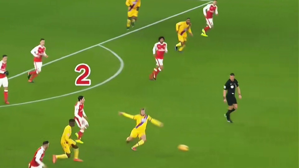 英超岁末狂欢 阿森纳丝滑配合秀翻全场 新岁祝大家万事顺意，也太好了