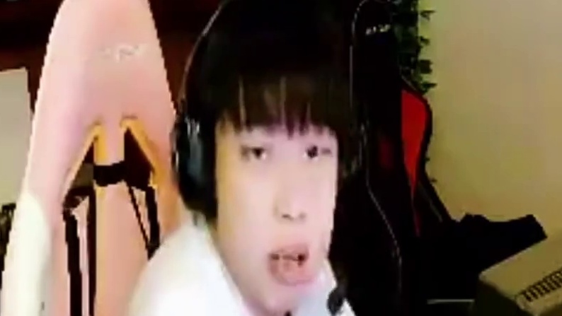 宠儿谈doo为什么会这么厉害，主要是自身努力有人教可以少走很多弯路，再谈欧欧有机会成为十冠王选手