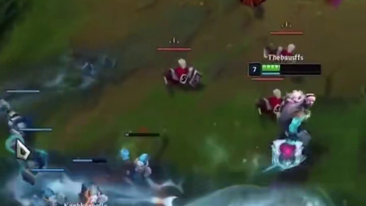 一看就知道是青铜以上高端局，黑铁局早杀了