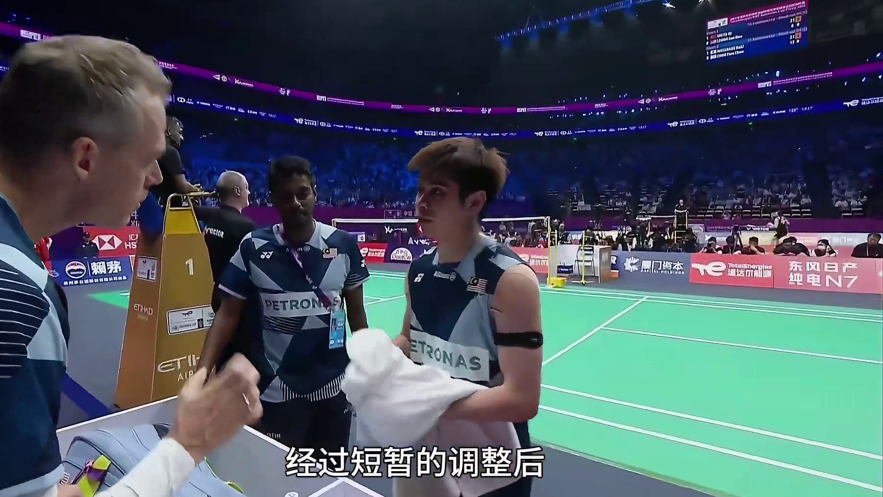 2025年苏迪曼杯正式打响，石宇奇制造6分惨案，完胜对手