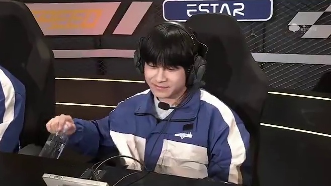 【2025S联赛年度总决赛】积分赛第五日2v竞速赛第二场 RW vs eStar 第九局：老街工地