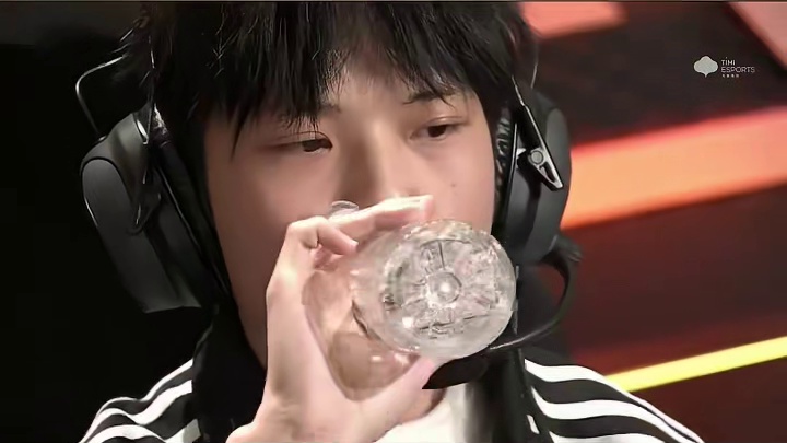 【2025S联赛年度总决赛】积分赛第五日2v竞速赛第三场 RSG.快手 vs 狼队 第九局：美洲大峡