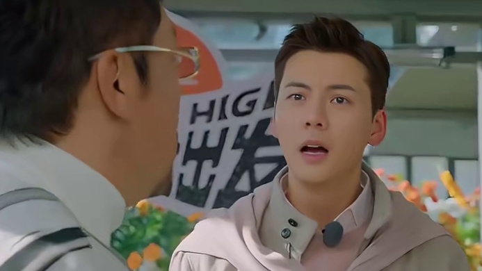 范丞丞问陈伟霆，当爹地是什么感觉？