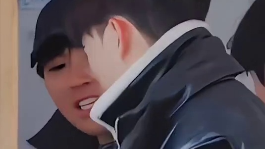 李耕耘对大哥开撒，对二哥开枪，你真的是别太爱蒋敦豪了