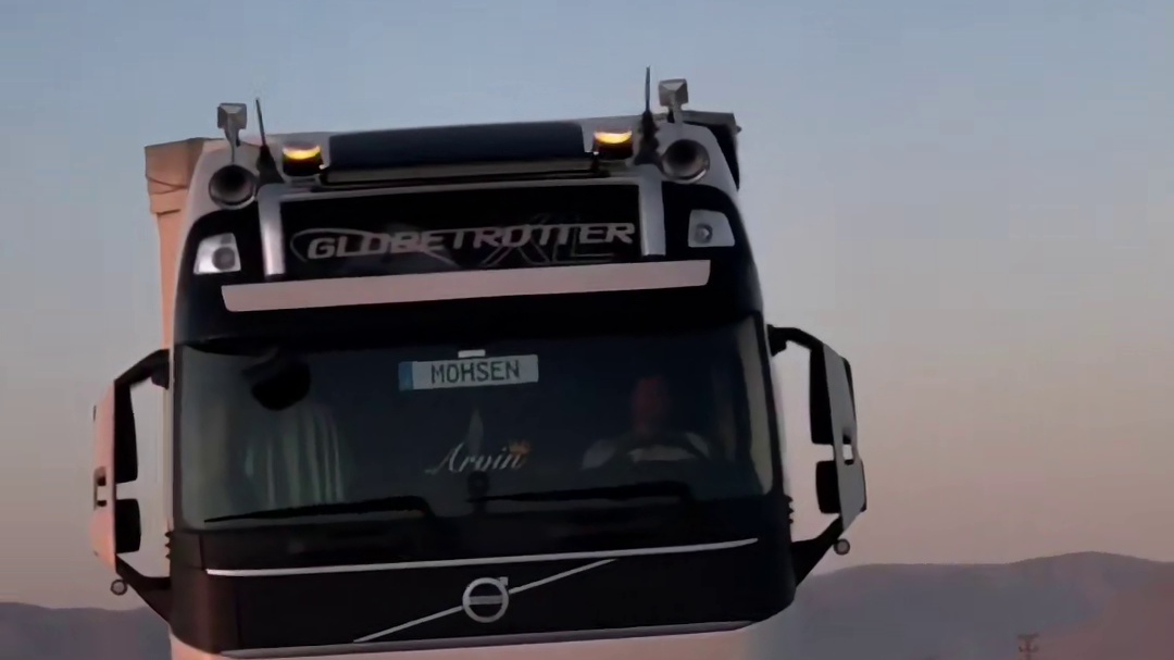 射灯一开，悠哉悠哉