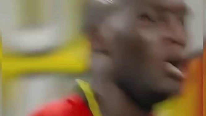 不抛弃心中的信念，不放弃前行的勇气！