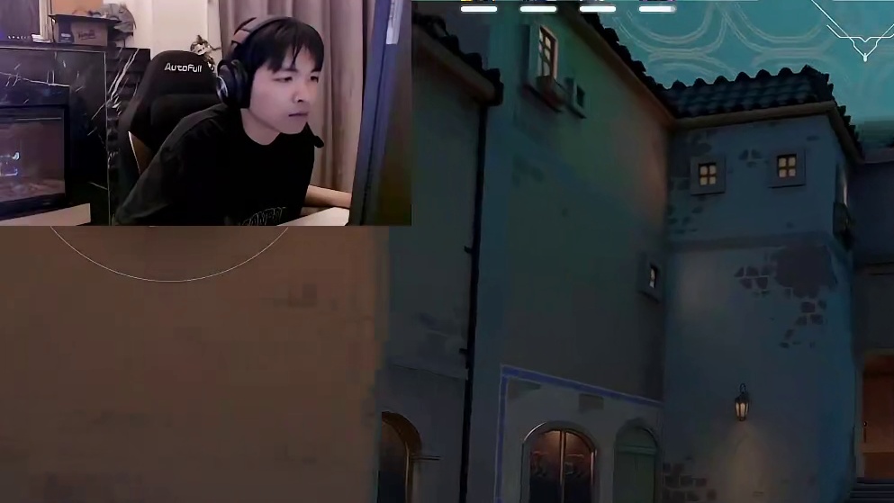 cxy子弹打没了刀了个4杀出来队友直接蚌埠住了