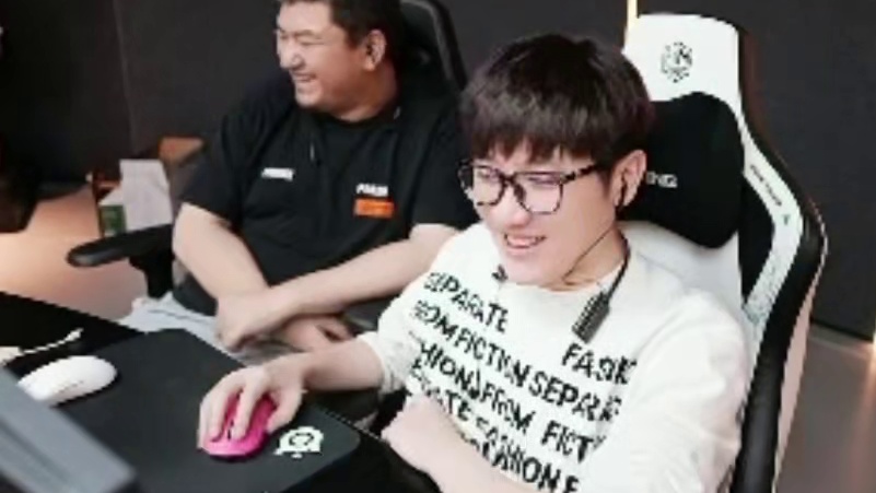 白鲨身边的红人是谁？ 念旧和常旭只能排在第二和第三，第五应该是“儿子”。#穿越火线 #2026CFP