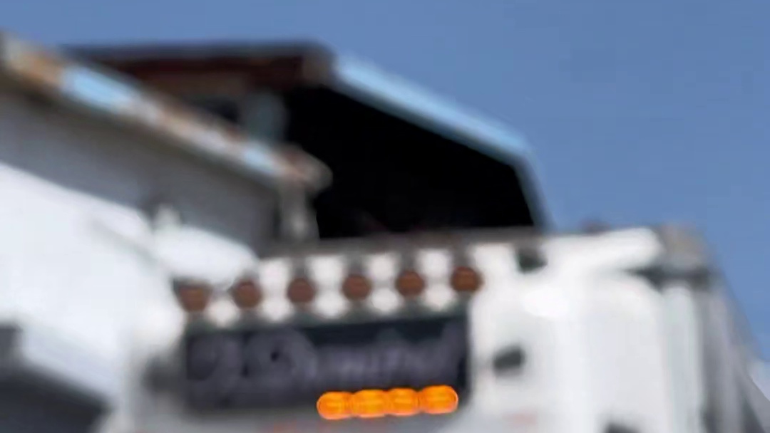 这怎么给我可以抱你吗，和听说你当初找过我，这俩音频都给下架了